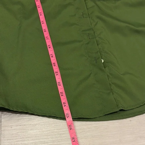 Order Plus NWT Green Button-Up Shirt with long sleeves. - Picture 8 of 9